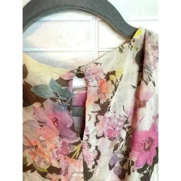 Bebe blouse women's size small - Picture 4 of 9